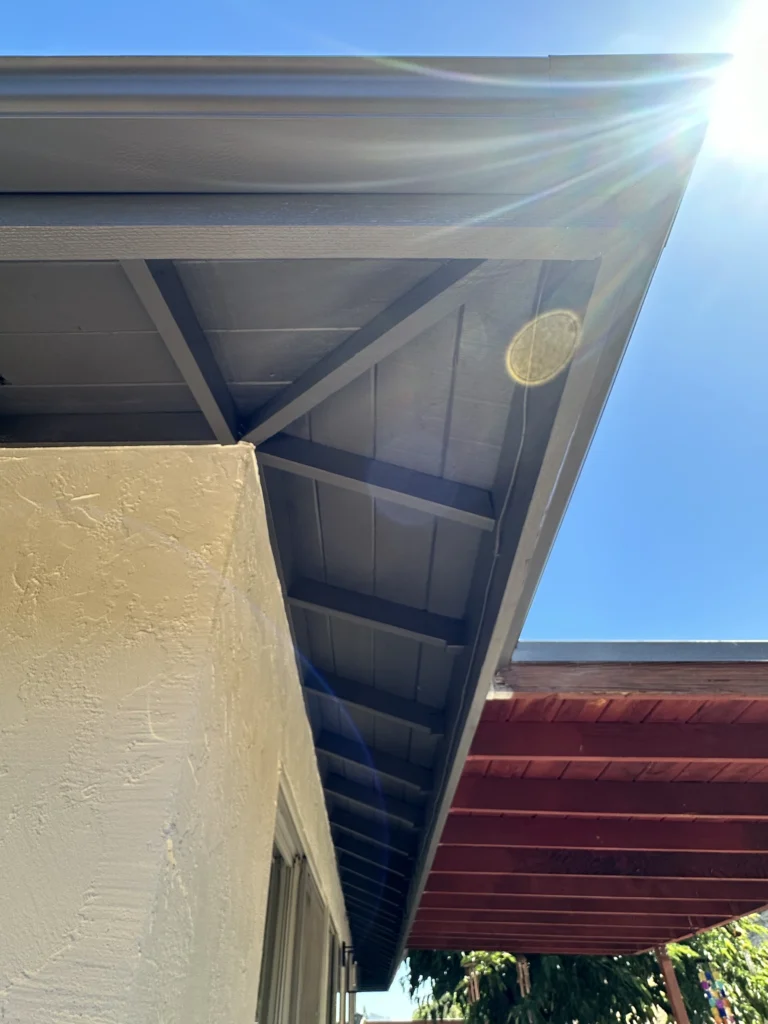 WOOD SURFACES & TRIM